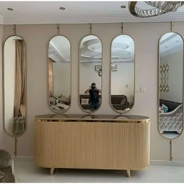 مرايا ديكورية ليد وغرف زجاجية بجدة